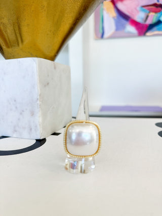 Square Puff Pearl Ring