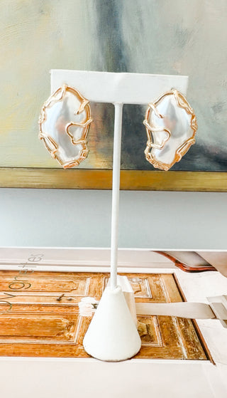 Golden Pearl Earrings