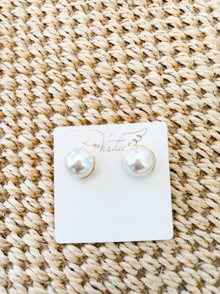 Puff Pearl Circle Studs