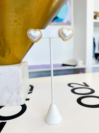 Heart Puff Pearl Earring