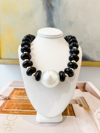 Classic Pearl Beaded Necklace