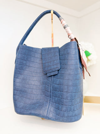 Lucia Large Carryall Bag