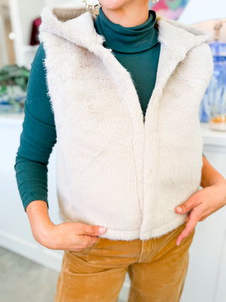 Need This Knit Top